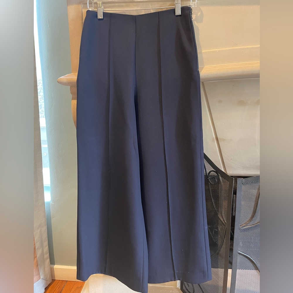Lanvin designer 100% wool navy wide-legged trousers, size 34 (size 2).